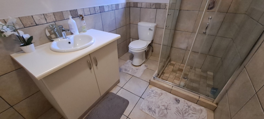 6 Bedroom Property for Sale in Eureka Free State